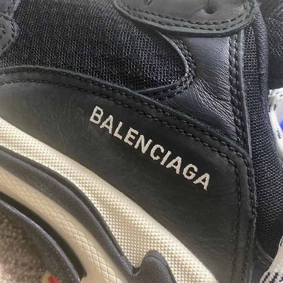 Balenciaga Triple S - Size 10US 43 EUR - Picture 6 of 6